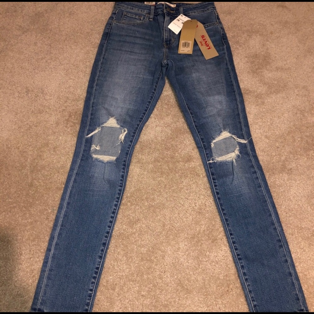 Levi’s 721 High Rise Skinny Jeans